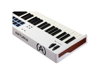 Arturia KeyLab Essential 88 mk3 White Arturia KeyLab Essential 88 mk3 White